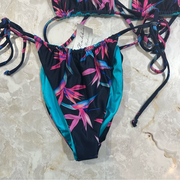 Bikini set - Picture 2 of 6